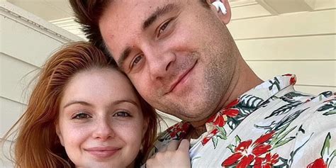 ariel winter husband|Ariel Winter and Luke Benward's relationship timeline.